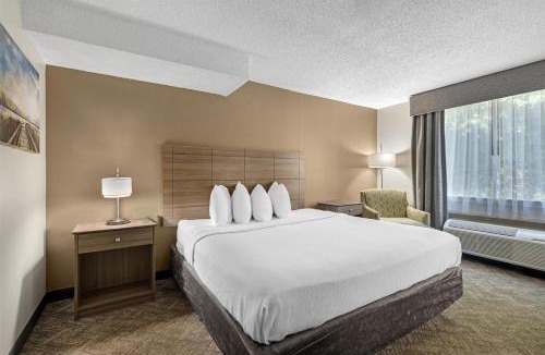 Northwest Hotel | Best Western Center Inn
