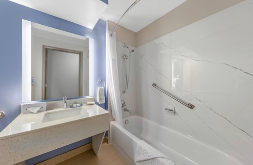 River Oaks Hotel | Best Western Fort Lauderdale Airport/Cruise Port