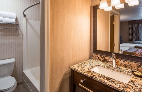 Flathead County Hotel | Best Western Plus Flathead Lake Inn And Suites
