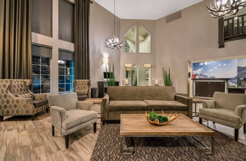 Evergreen Hotel | Best Western Plus Kalispell/Glacier Park West Hotel & Suites
