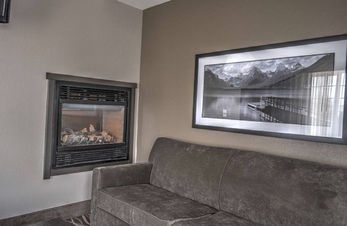 Evergreen Hotel | Best Western Plus Kalispell/Glacier Park West Hotel & Suites
