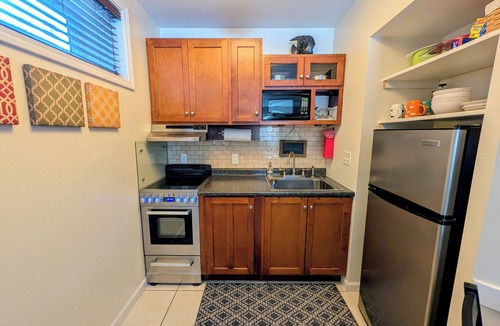 Potsdam Apartment | Beth's Place - On the River - W/Hot Tub, Pickleball Court & Putting Green