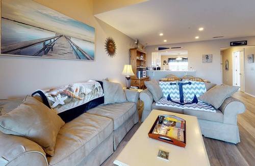 Ocean View Condo | Bethany Bay Condo Overlooking the Bay w/Shared Pool, Private W/D, WiFi