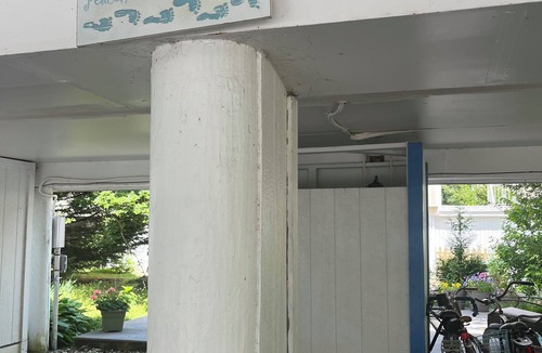 Cat Hill House | Bethany Beach Cottage - dog friendly! Bike to the beach