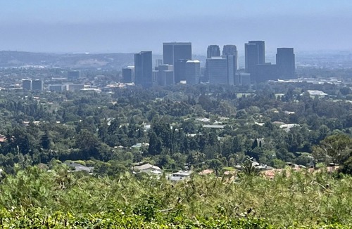 Beverly Glen House | Beverly Hills Mid Century Oasis with City Views and Pool!