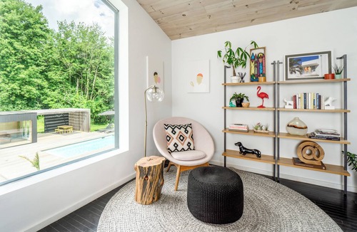 Kerhonkson House | Black Barn Modern Retreat in the Catskills