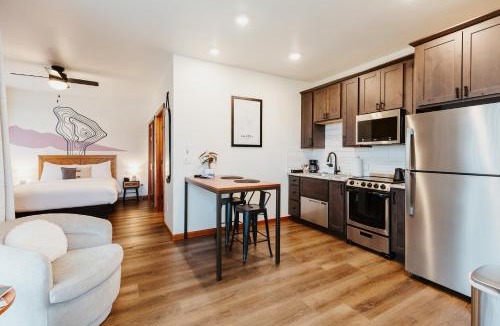 Kalispell Hotel | Blacktail Mountain Suites Remote Work Ready