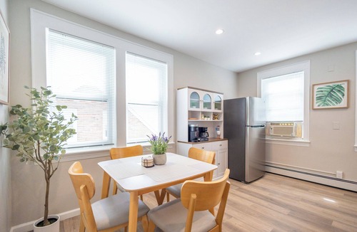 Ampere Apartment | Bloomfield 2BR, Pets OK, Park2Cars, Laundry, Fios, Safe, Quiet, Convenient