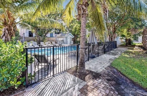Victoria Park Apartment | ◎Blue Ocean collection◎Trendy Vic Park 2BR! 20|4A