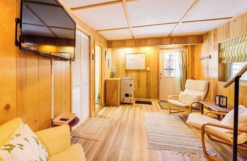 Charter Hills Cabin | Blue Ridge Mtn Cabin: Hot Tub & Mountain Views