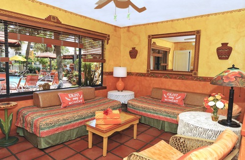 Lauderdale-by-the-Sea Hotel | Blue Seas Courtyard