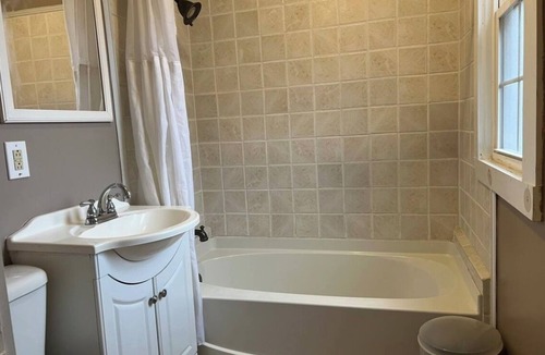 Rochester Apartment | Blue Taro 5