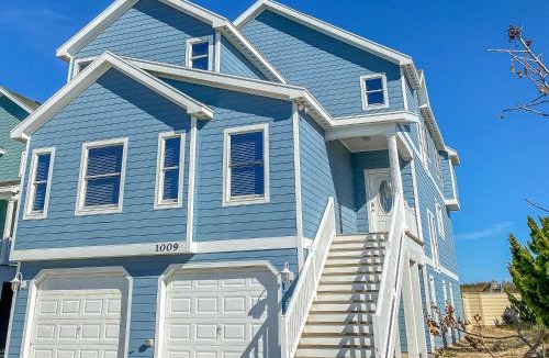 Kill Devil Hills House | Blue Wave - KDH MP 7.5, Oceanfront, Heated Pool, Hot Tub, Pool Table, Pets OK, Flex Stays