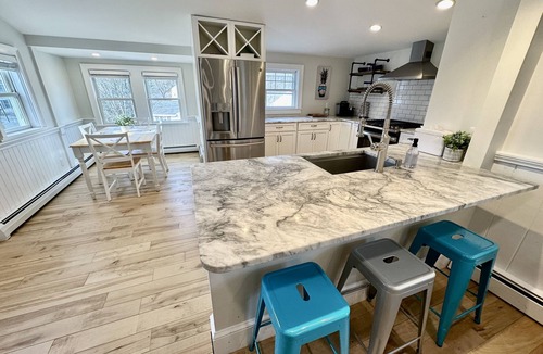 Manchester-by-the-Sea House | Bluebird | Walk to town, Beach Passes, Pickelball