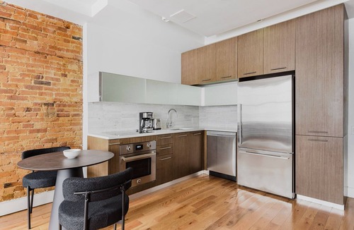 Downtown Brooklyn Apartment | Blueground | Downtown Brooklyn, gym, roof, AC