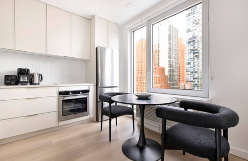 Downtown Brooklyn Apartment | Blueground | Downtown Brooklyn, rooftop, nr Brooklyn Bridge