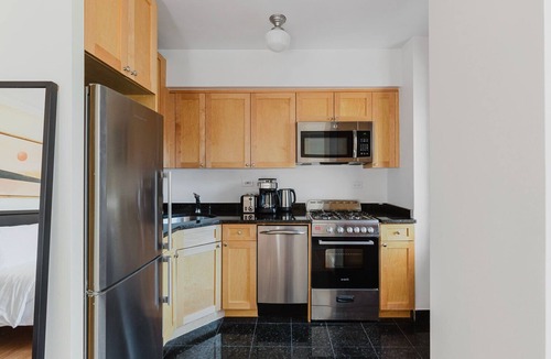 Greenwich Village Apartment | Blueground | West Village, gym & w/d, nr park
