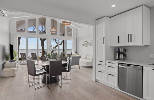 Newport Ski Chalet | Bogue Landing: Panoramic Bogue Sound Chalet — Dock, Big Green Egg, Sleeps 9