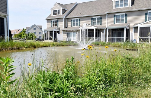 Rehoboth Beach House | *BOOK NOW* Wonderfully Appointed Townhome Minutes From Both Historic Lewes and Rehoboth Beach