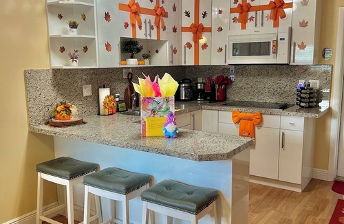 North Miami House | 🌺 Boutique Guest House – Private Patio Oasis – Near Beach – Family-Friendly