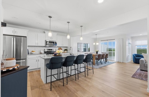 State College House | Brand new 3BR/3.5BA townhouse under 3.5 miles from Beaver Stadium-full basement