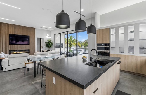 Bal Harbour House | Brand new 4-bedroom/5 bathroom house on Middle River. Pool and putting green