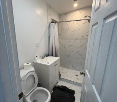 Golden Glades House | Brand New Apartment for Rent