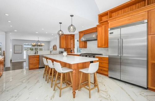 Osterville House | BRAND NEW LISTING-Amazing Waterfront 5BD Private Setting-Pool & Hot Tub-Sleeps 10-Osterville-Beach Permit Included