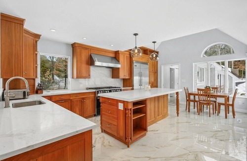 Osterville House | BRAND NEW LISTING-Amazing Waterfront 5BD Private Setting-Pool & Hot Tub-Sleeps 10-Osterville-Beach Permit Included