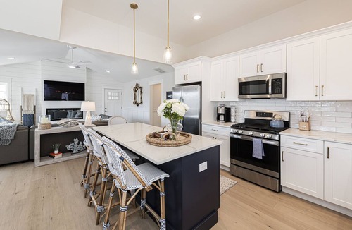 North End Condo | Brand New Luxury Beach Condo: 3BR/2.5BA Steps from the Ocean!