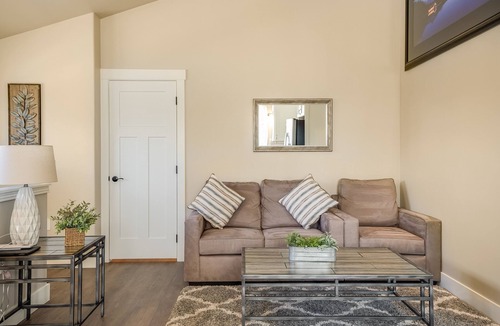 Kalispell House | Brand New Modern Guest House in the perfect Location. Safe, and comfortable.