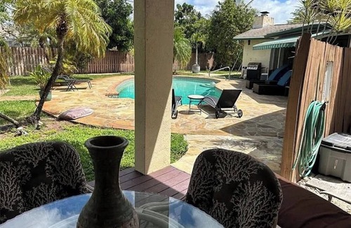 Sandalfoot Cove Apartment | Brand new one bedroom apartment