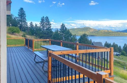 Dayton House | Breathtaking Mtn & Lake Views! Glacier Country Gem