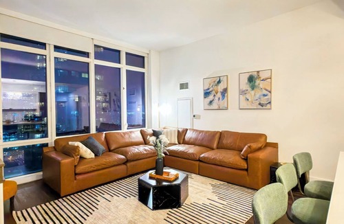 Hell's Kitchen Apartment | Breathtaking NYC Skyline Apartment 2BR 2BA with Fireplace