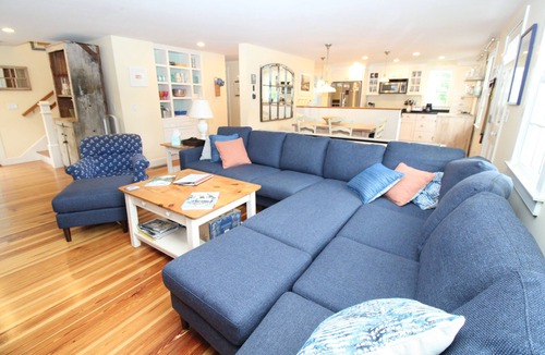 Brewster House | Brewster Retreat with Heated Pool, Hot Tub and near Ellis Landing Beach 2387