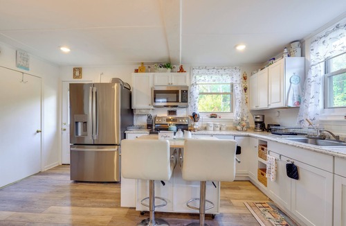 Unionville House | Bridge to Bay Adventure! Eastern Shore Cottage