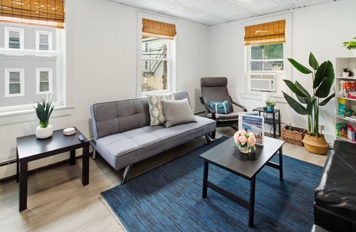 Jeffries Point Apartment | Bright 2BR by Boston Waterfront