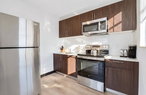 Poinciana Park Apartment | Bright 2BR Near Beach, Airport & Las Olas
