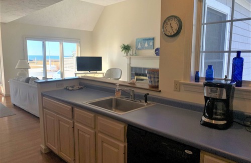 West Yarmouth House | Bright & Airy 3BR Home with Views of Lewis Bay! (1498)