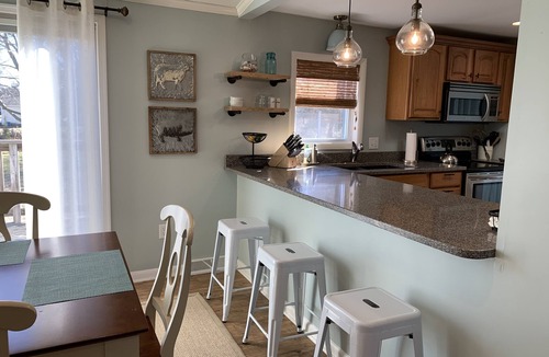 Cape May House | Bright, Airy 3BR on 2 acres w/POOL-West Cape May