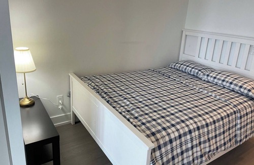 Downtown Miami Condo | Bright & Cozy 1 Bedroom Miami Getaway with Balcony