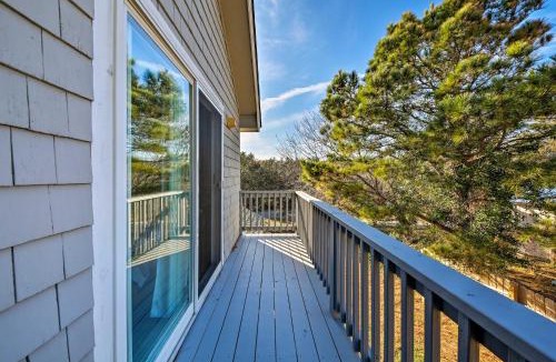 Southern Shores House | Bright Southern Shores Family Home < 1 Mi to Beach