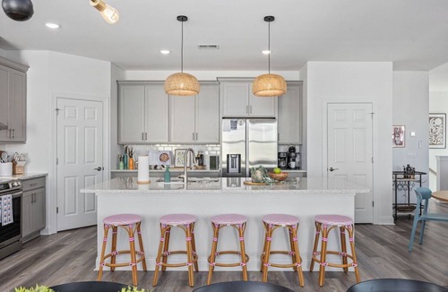 Cherry Grove Beach House | Brightside House | Fun-Filled 5BR w/Heated Pool