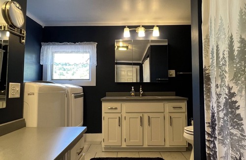 West Oneonta House | Brockway's Homestead - Recent renovation, game room, near All Star Village