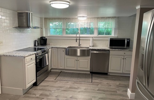 West Oneonta House | Brockway's Homestead - Recent renovation, game room, near All Star Village