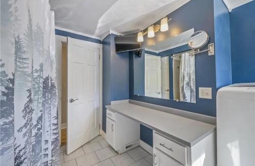 West Oneonta House | Brockway's Homestead Minutes From All-Star Village