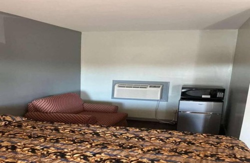 Bermuda Hotel | Budget Inn Motel