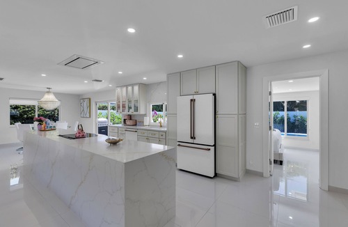 Lauderdale-by-the-Sea House | BY THE SEA VACATION VILLAS 5 STAR ATLANTIS 3/3.5 PRIVATE POOL STEPS TO BEACH