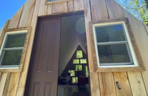 Northern Cabin | Cabin #2 A-Frame Amalia's Nature Retreat