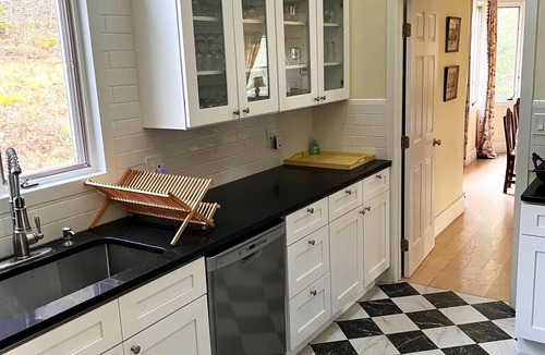 West Stockbridge House | Canary Lodge - Berkshires Mountain Retreat - 6 Guests